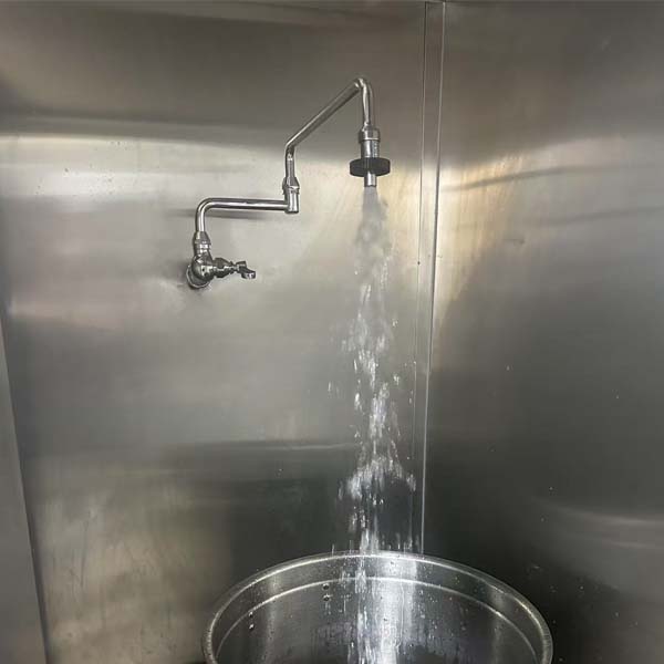 Catalogue Pot Filler Faucet with Volume Control Application