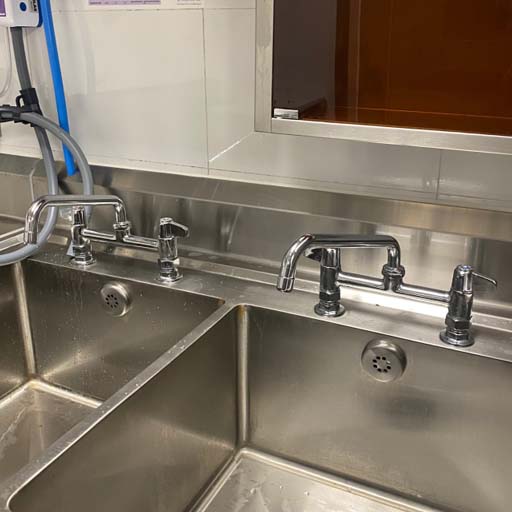 Catalogue 3 Compartment Sink Faucet Application